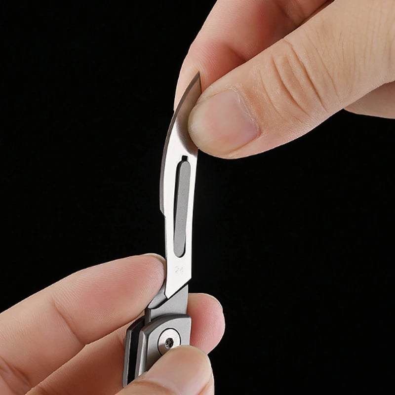 Scalpel Pliant avec 10 Lames Remplaçables