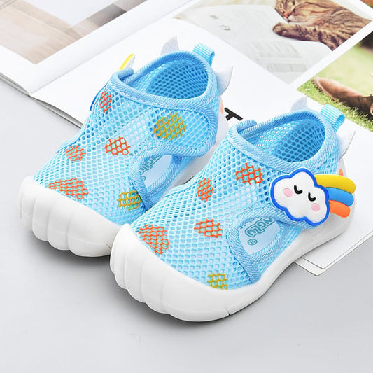 Chaussures de bébé adorables