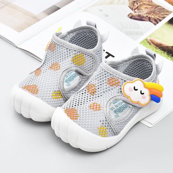 Chaussures de bébé adorables