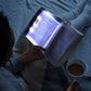 Lampe à livres innovante