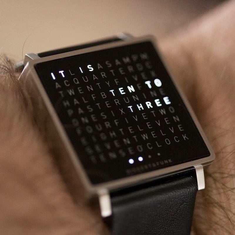 Horloge à lettres